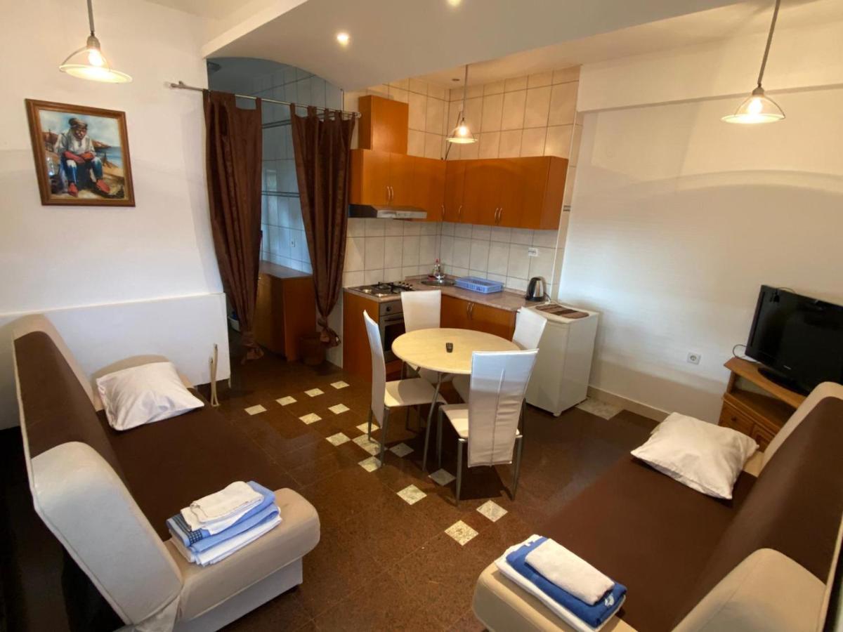 Blue Wave Apartments ตูรันญ์ ภายนอก รูปภาพ