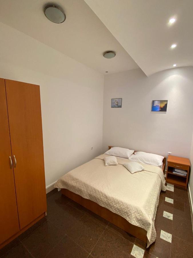 Blue Wave Apartments ตูรันญ์ ภายนอก รูปภาพ